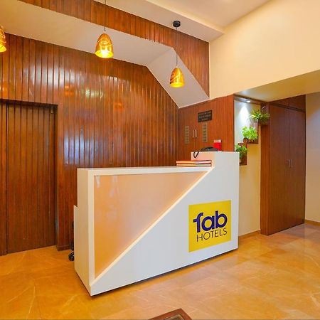Hotel Fabexpress Colaba Grand à Bombay Extérieur photo