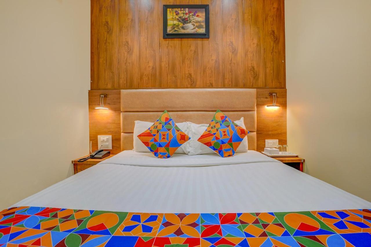 Hotel Fabexpress Colaba Grand à Bombay Extérieur photo