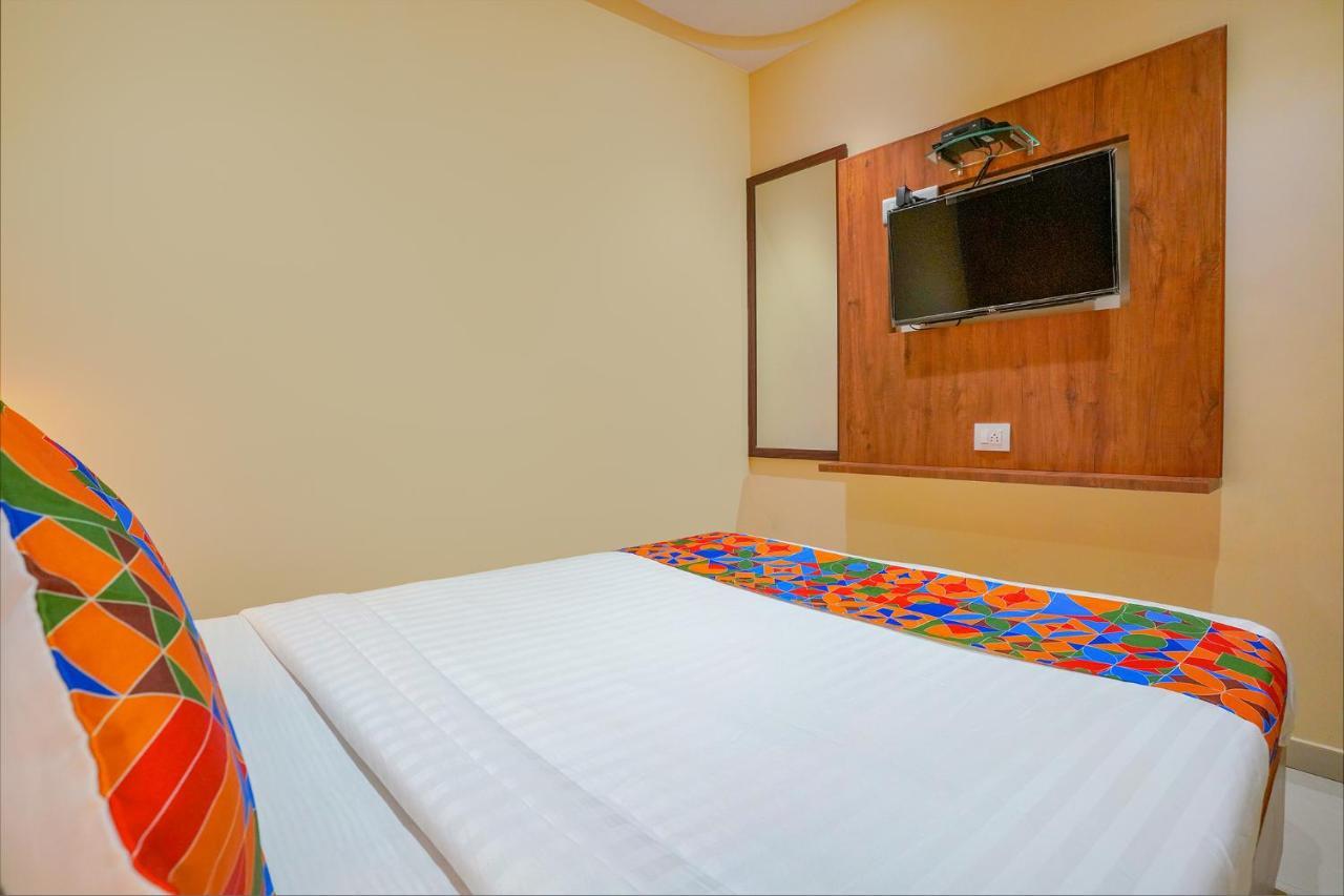 Hotel Fabexpress Colaba Grand à Bombay Extérieur photo